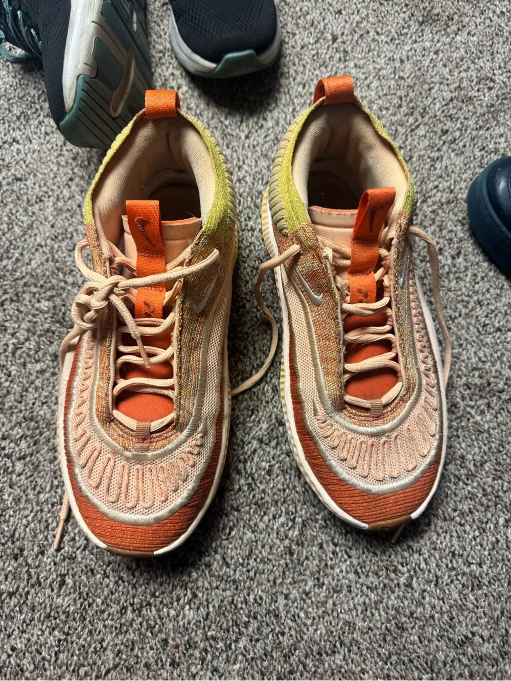 Men's Orange Knit Athletic Sneakers - Lightweight Comfort